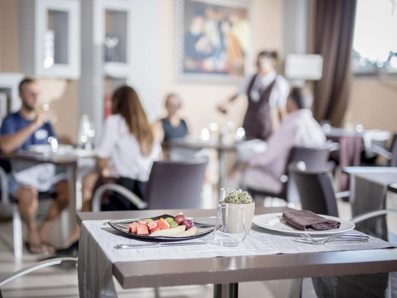 Hotel La Bussola 4*